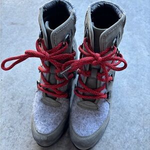 Sorel Blake Boots with Red Accents